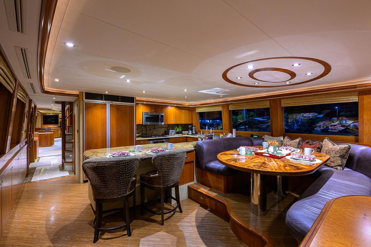 2008 Westport 112 