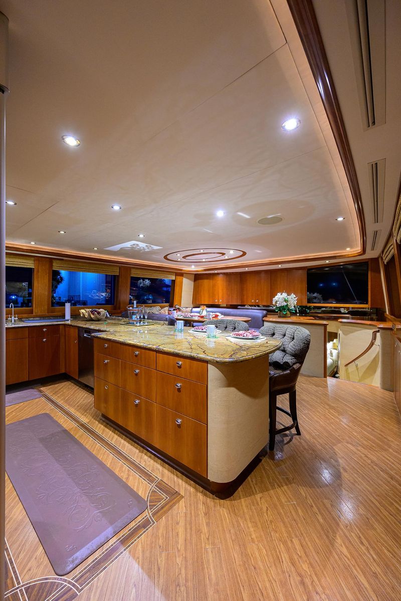 2008 Westport 112 