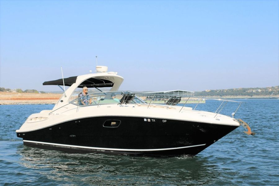 2010 Sea Ray 350 Sundancer