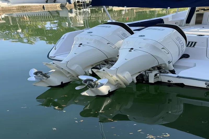 Kc And Me III Yacht Photos Pics 