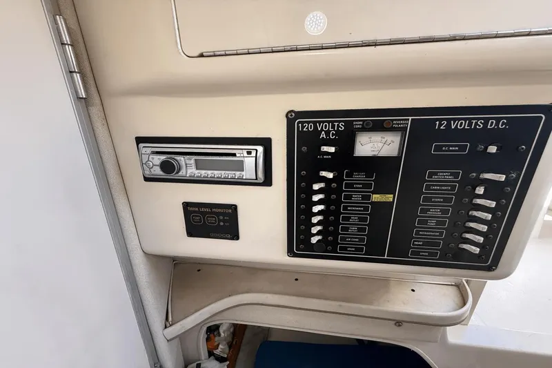 Kc And Me III Yacht Photos Pics 