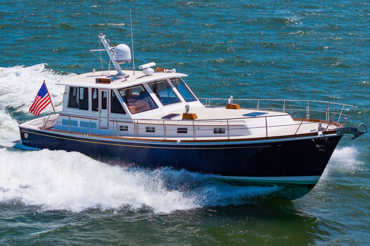 2005 Grand Banks 49 