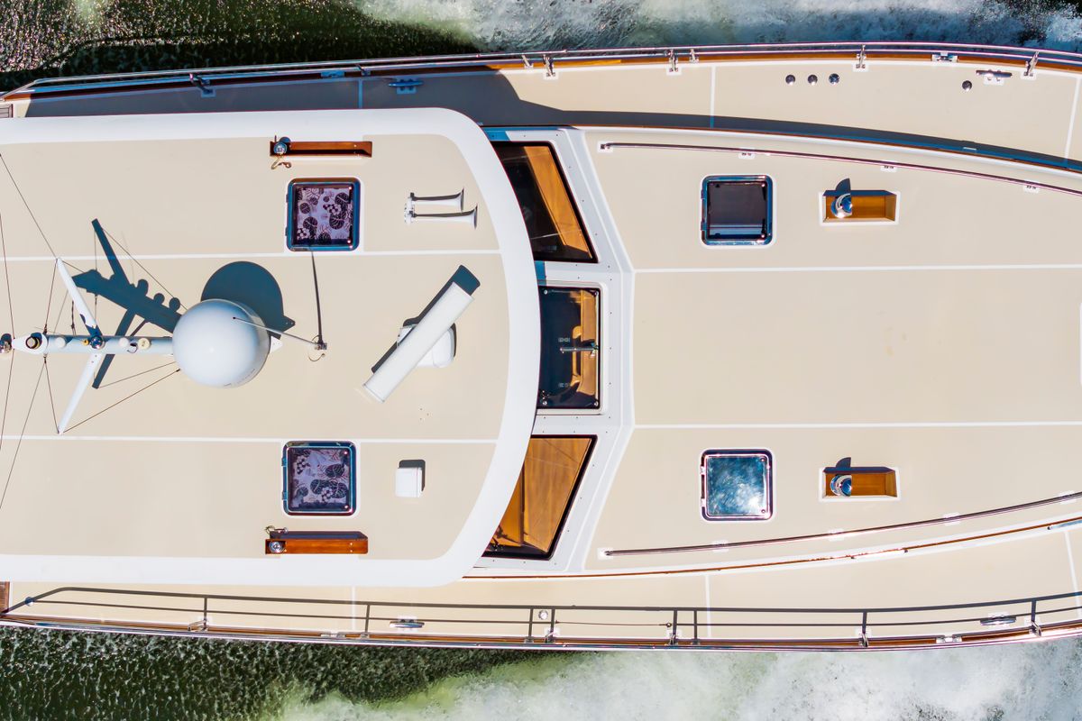 2005 Grand Banks 49 
