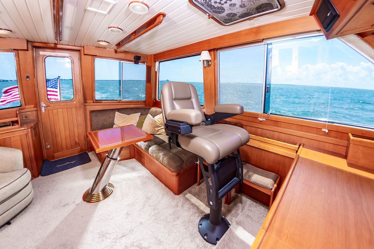 2005 Grand Banks 49 
