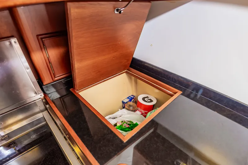 Amyleasa Yacht Photos Pics 