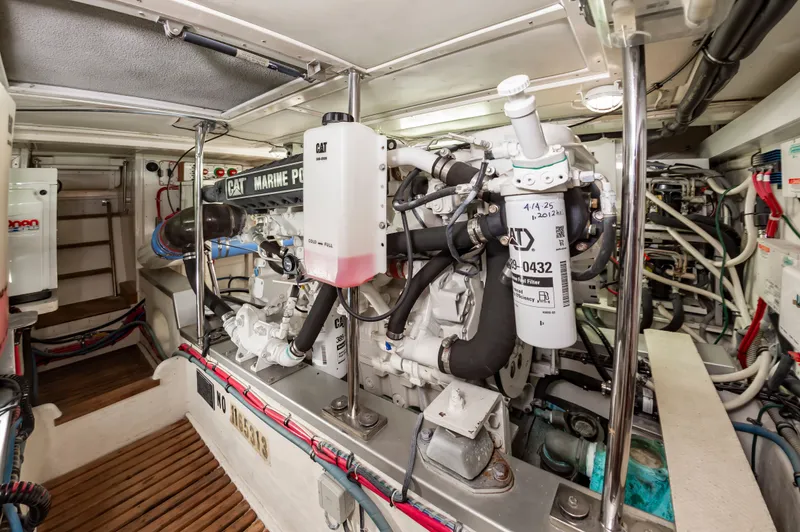 Amyleasa Yacht Photos Pics 