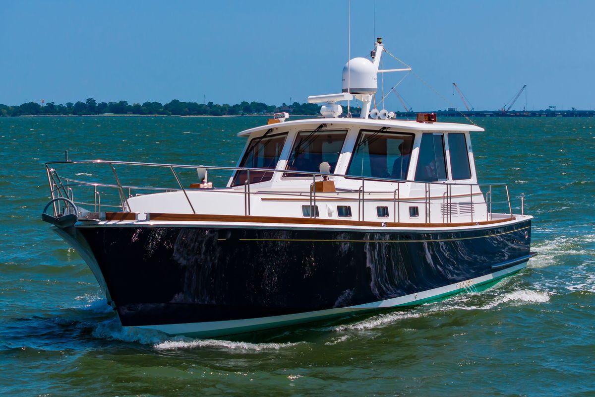 2005 Grand Banks 49 