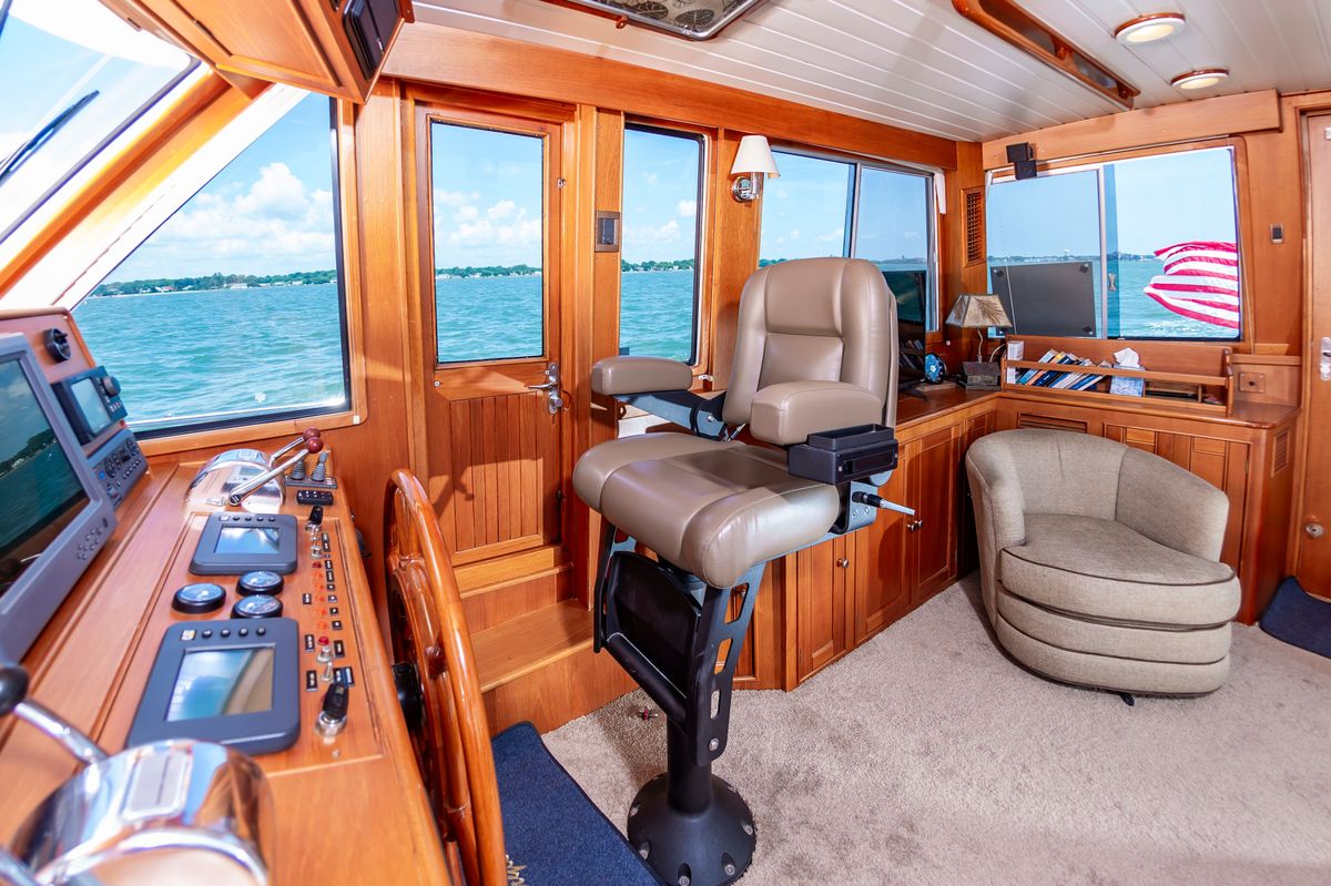 2005 Grand Banks 49 