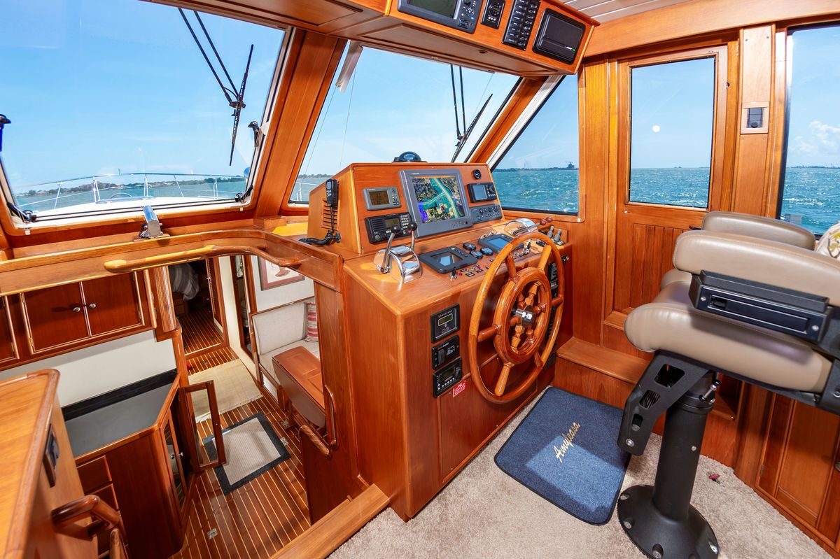2005 Grand Banks 49 
