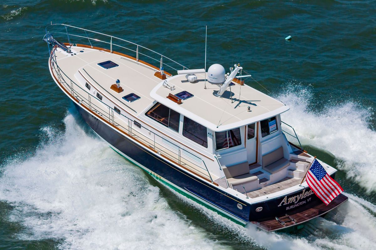 2005 Grand Banks 49 