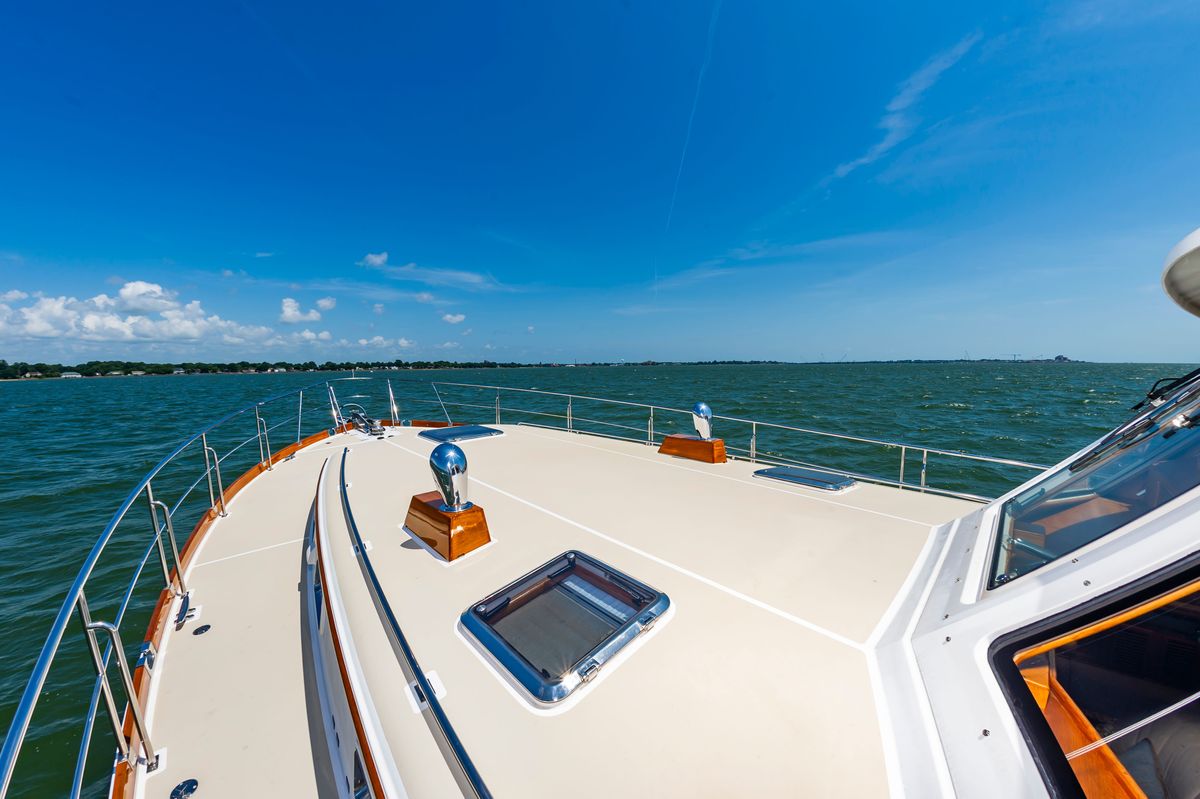 2005 Grand Banks 49 