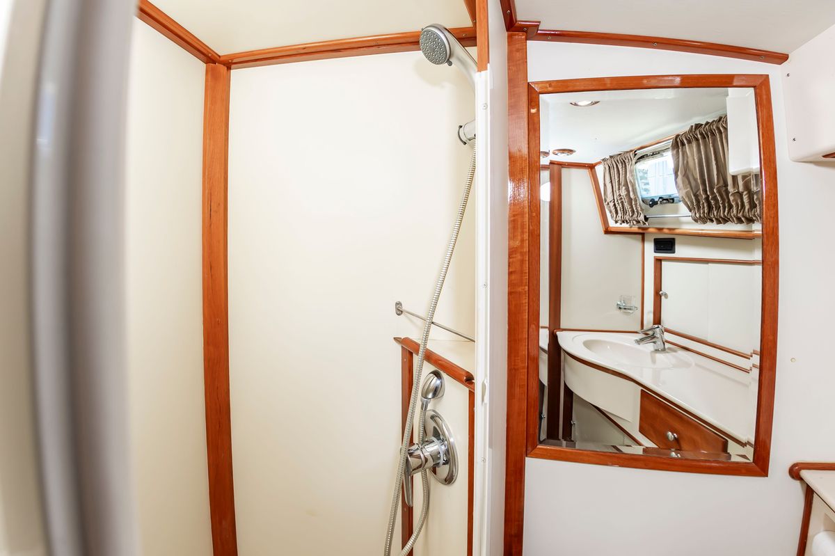 2005 Grand Banks 49 