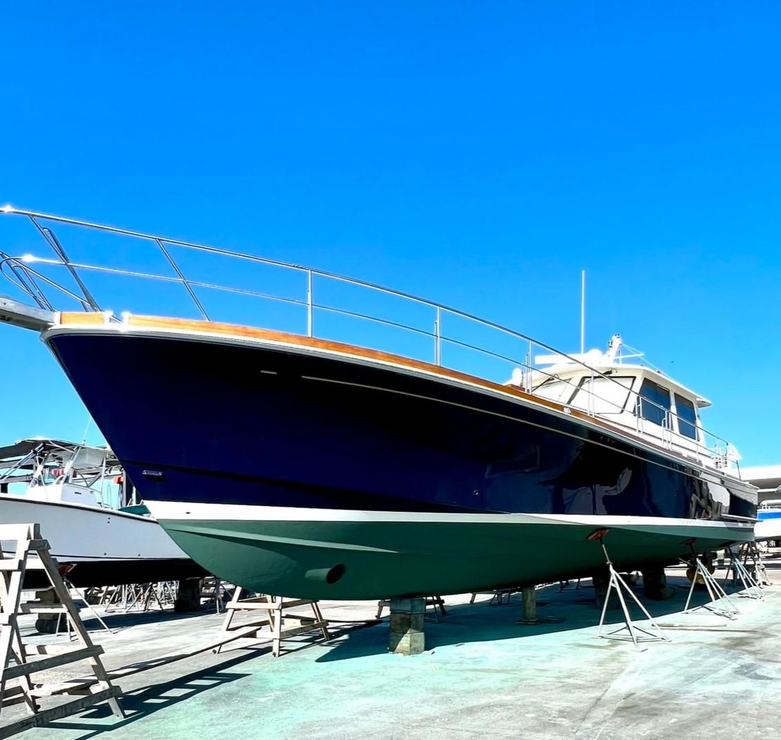 2005 Grand Banks 49 