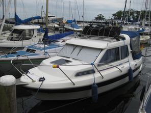 2005 Bella 703