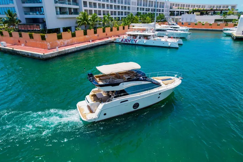  Yacht Photos Pics 