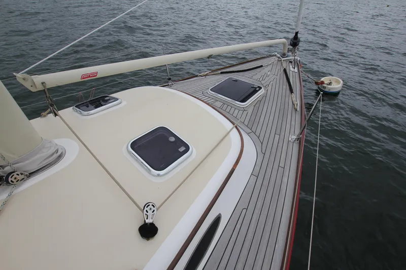 Sweet P Yacht Photos Pics Foredeck from S