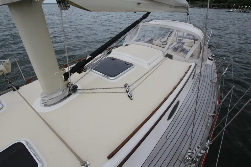 Sweet P Yacht Photos Pics Mid deck from P