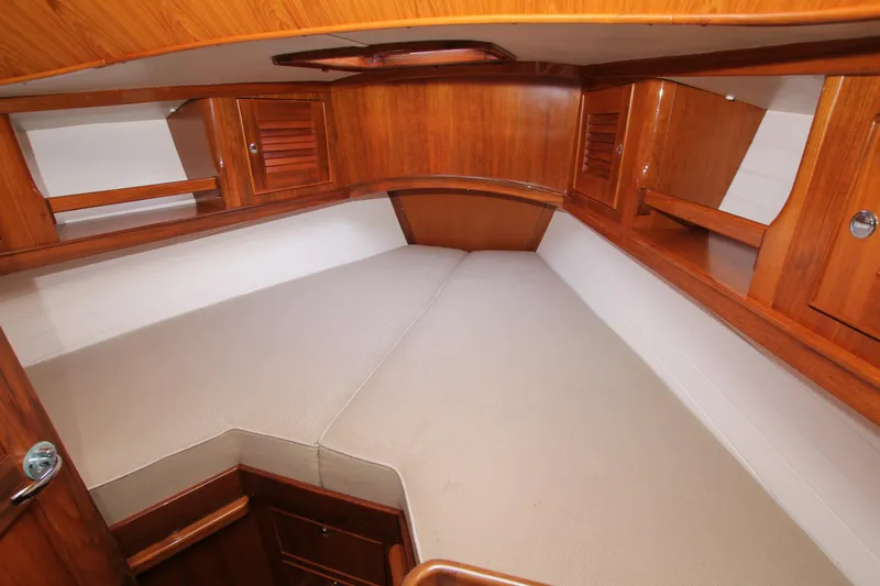 Sweet P Yacht Photos Pics Forward cabin