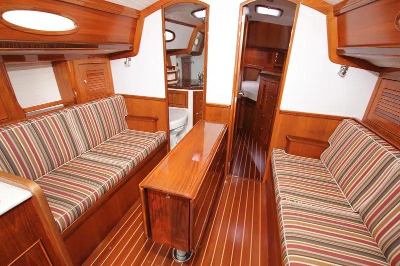 Sweet P Yacht Photos Pics Saloon from aft S