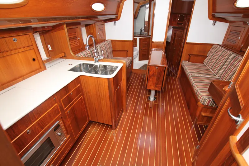 Sweet P Yacht Photos Pics Saloon from companionway