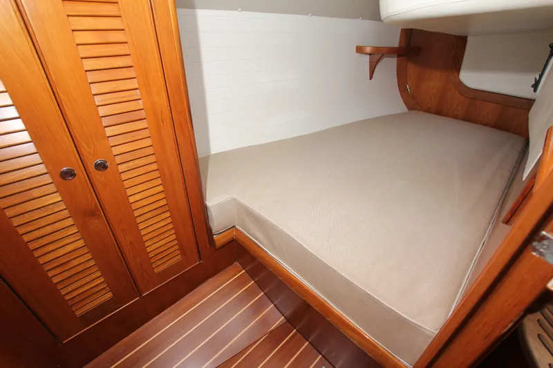 Sweet P Yacht Photos Pics Aft S cabin