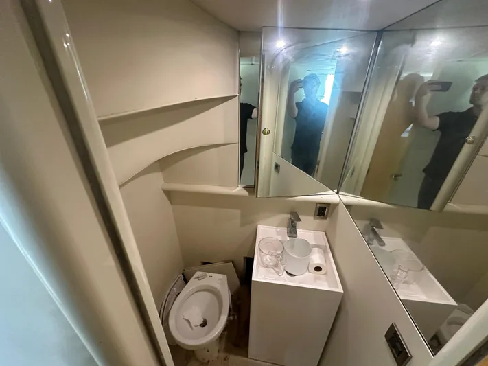 Jenny G Yacht Photos Pics 