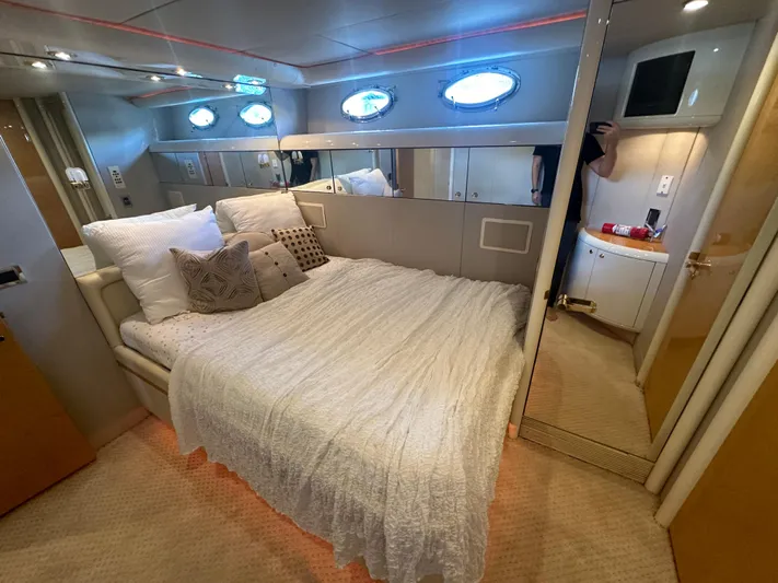 Jenny G Yacht Photos Pics 