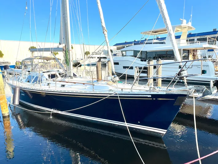 Mrs. Jones Yacht Photos Pics 