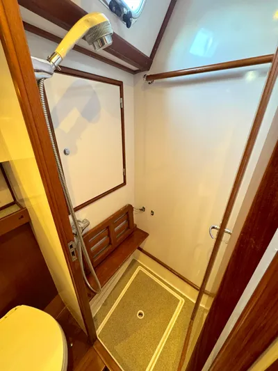 Mrs. Jones Yacht Photos Pics 