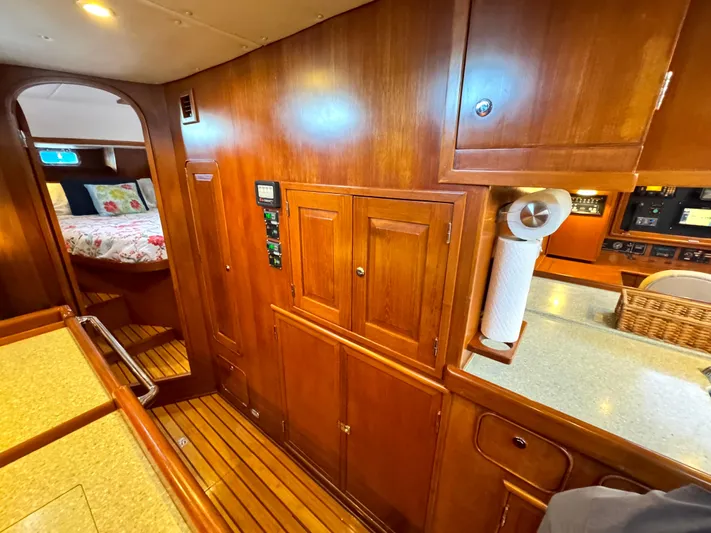 Mrs. Jones Yacht Photos Pics 