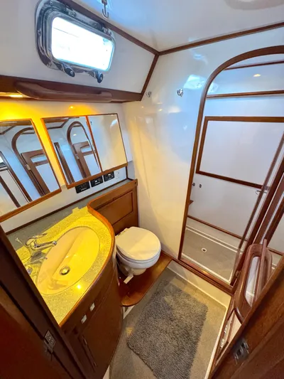 Mrs. Jones Yacht Photos Pics 