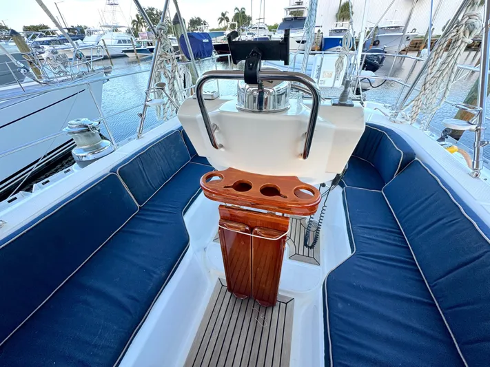 Mrs. Jones Yacht Photos Pics 