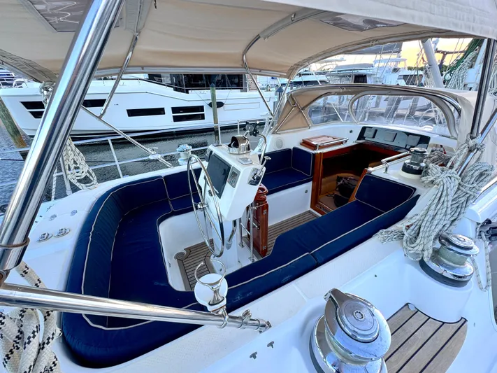 Mrs. Jones Yacht Photos Pics 