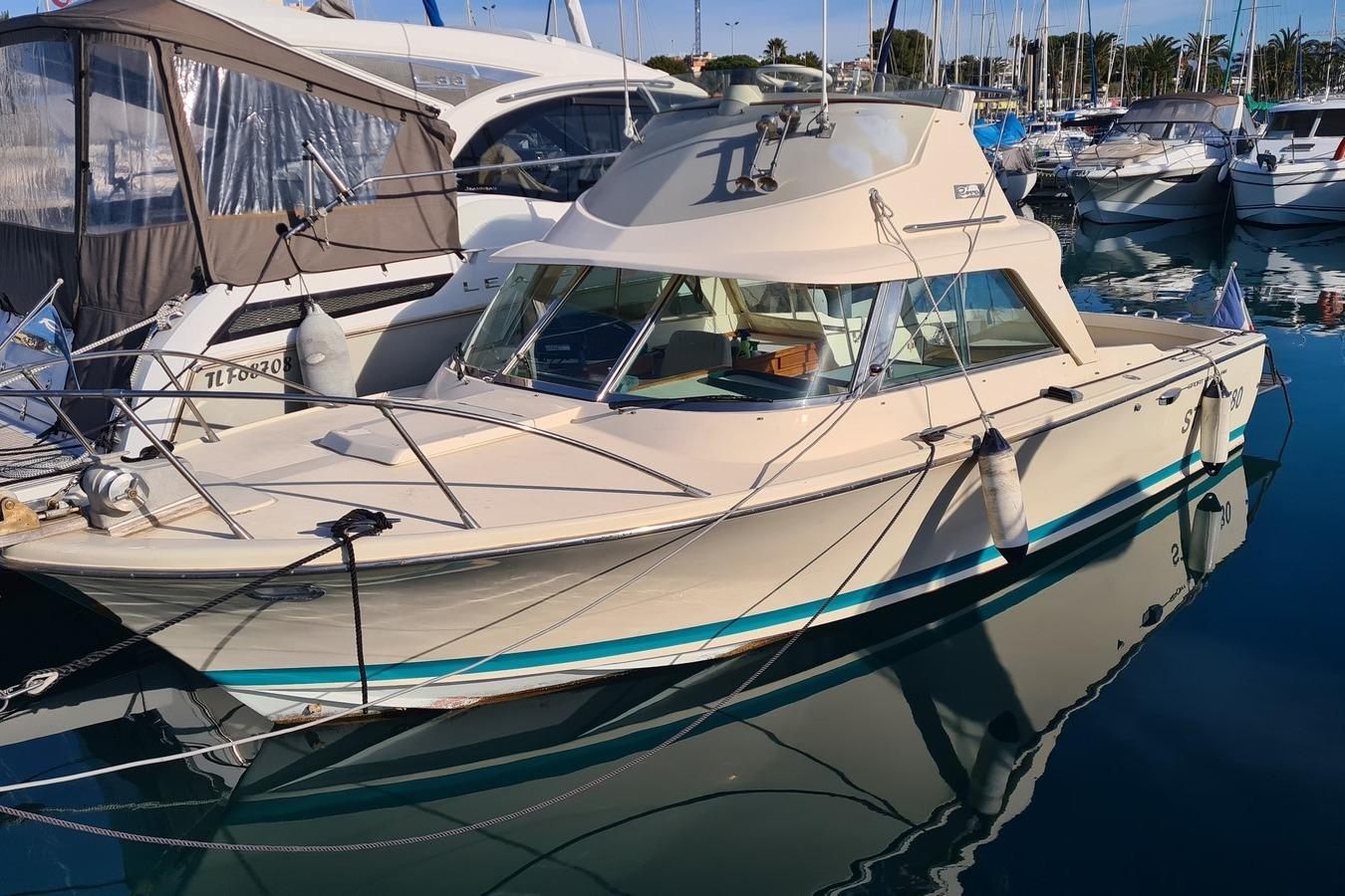 1976 Riva Bertram fisherman 25