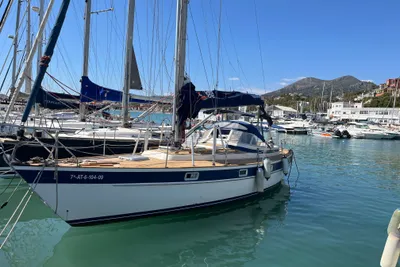 1983 Hallberg-Rassy 352