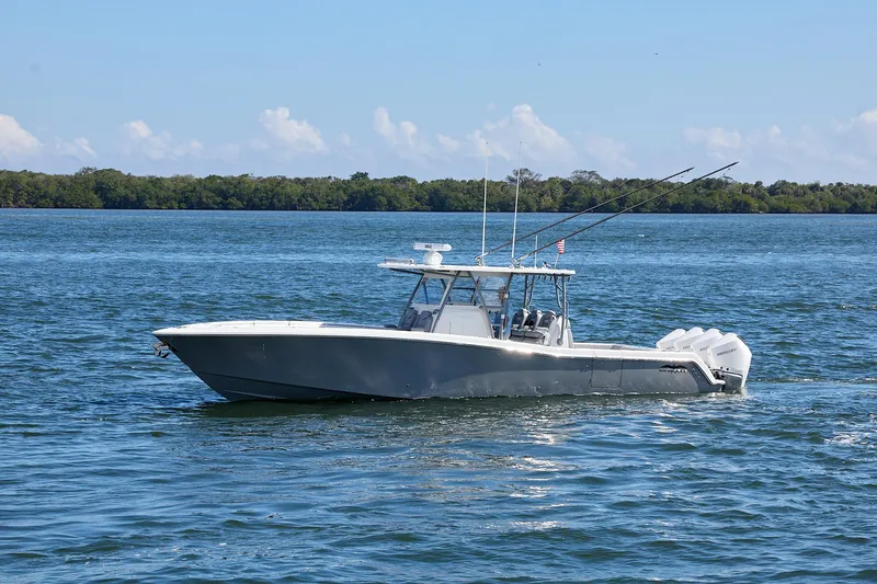 Finito Yacht Photos Pics Invincible 39 Finito - Profile