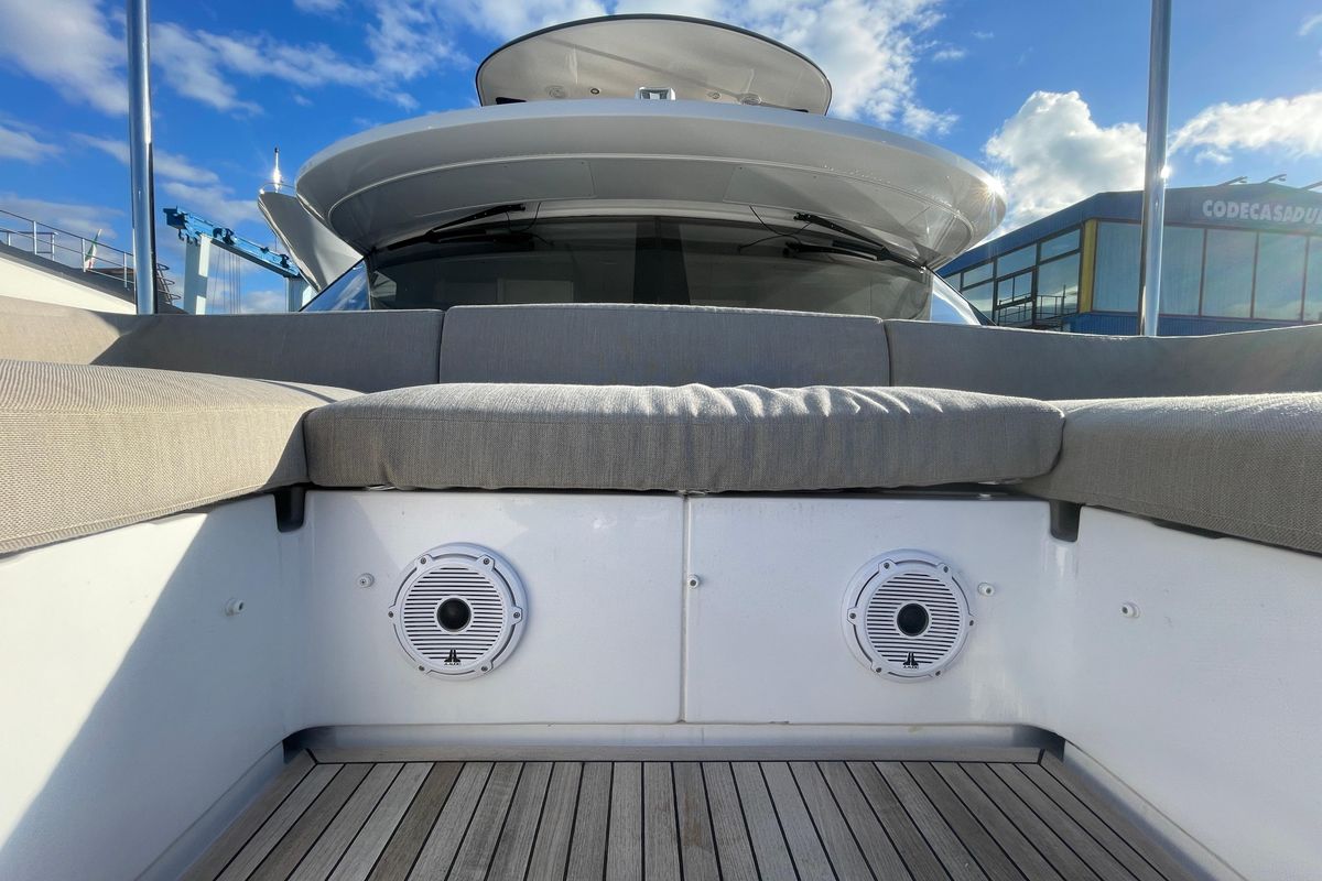 2024 Azimut 66 