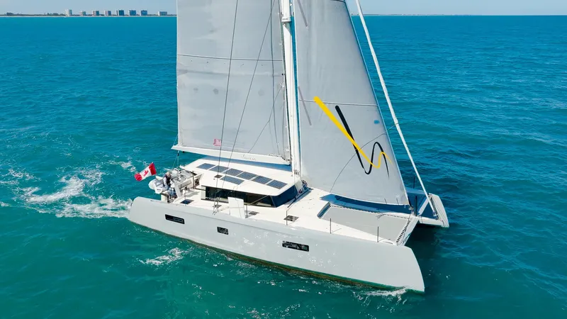 Navitas Yacht Photos Pics 