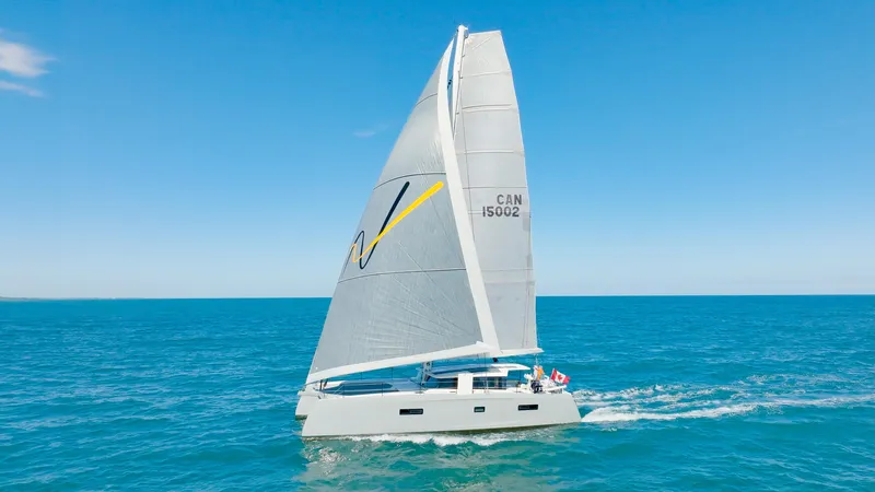 Navitas Yacht Photos Pics 