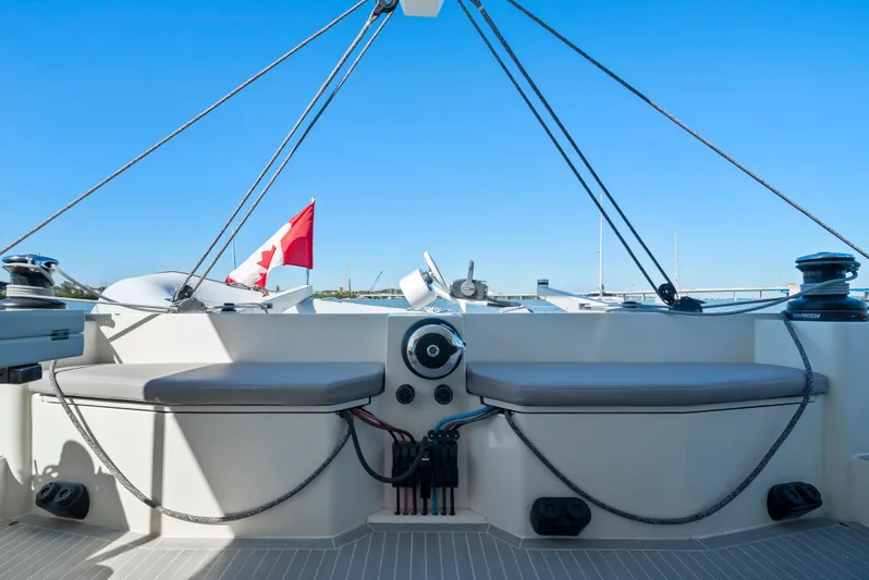 Navitas Yacht Photos Pics 