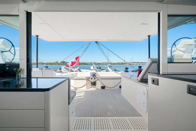 Navitas Yacht Photos Pics 