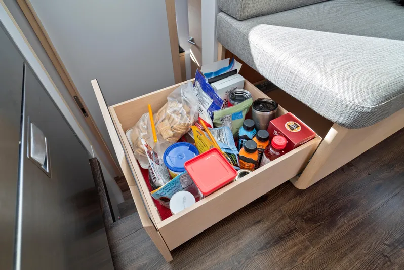 Navitas Yacht Photos Pics 