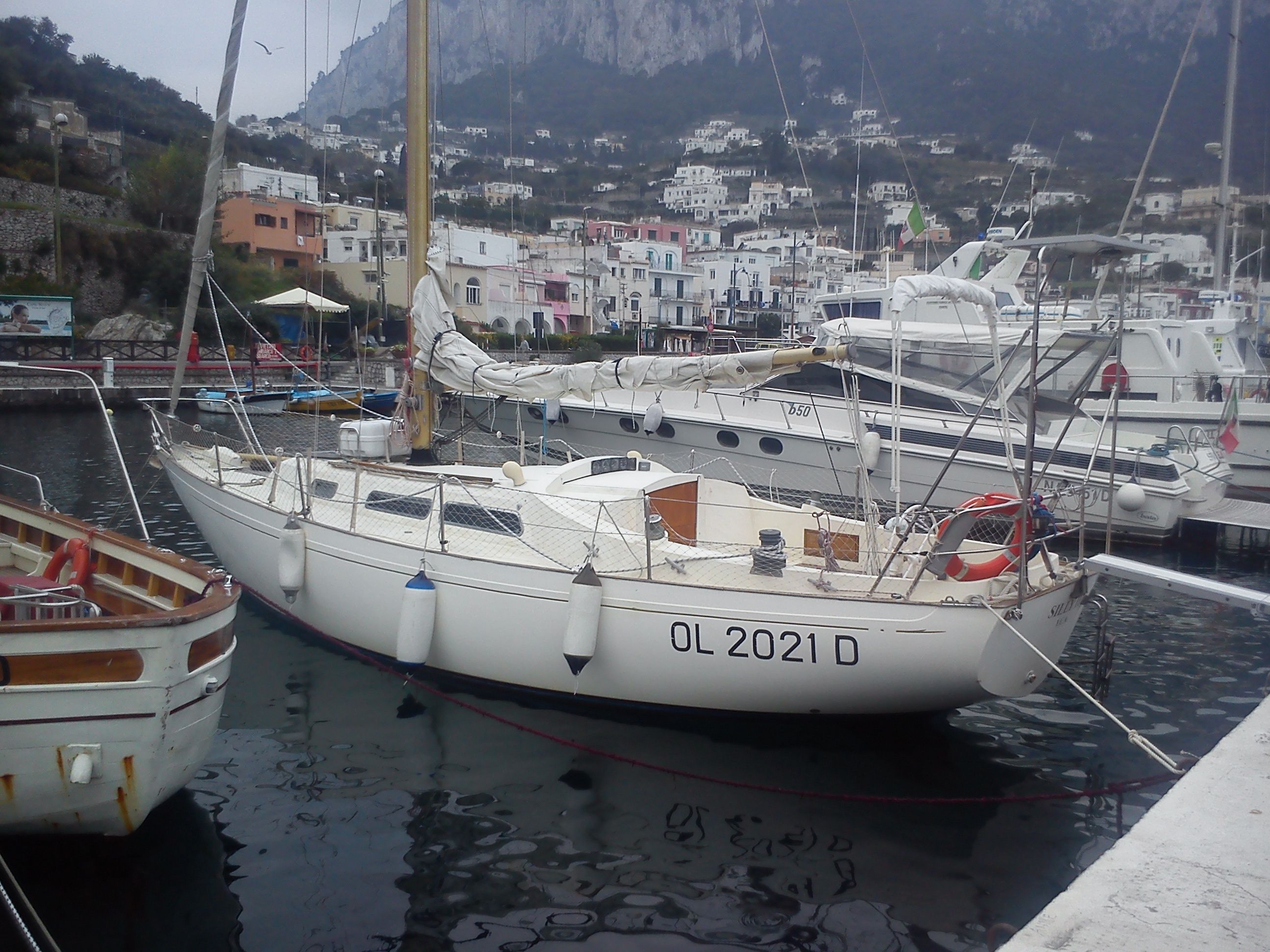 1974 Camper & Nicholsons Nicholson 35