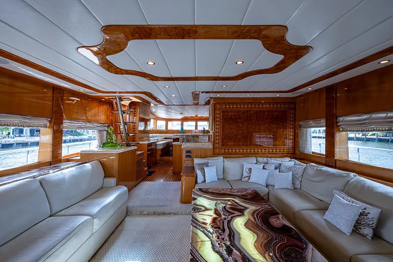 Seven D's Yacht Photos Pics 