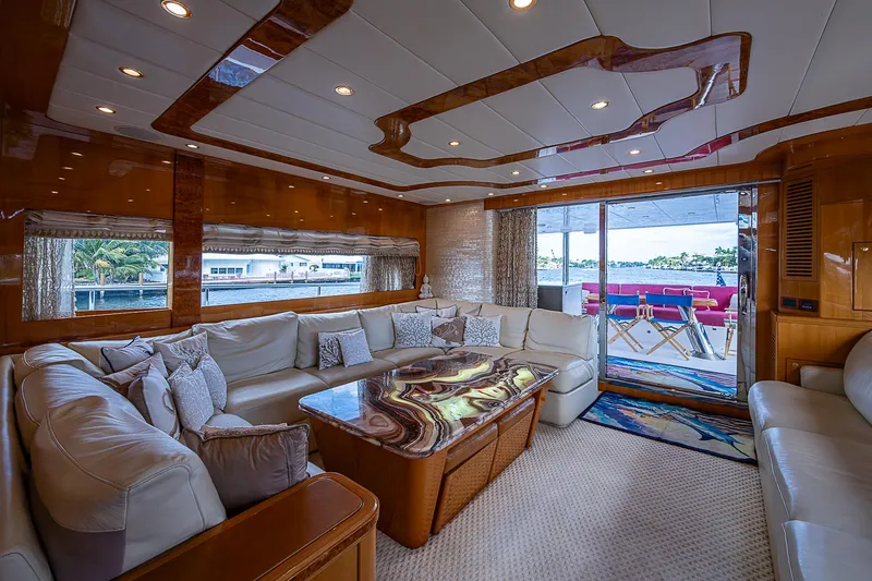 Seven D's Yacht Photos Pics 