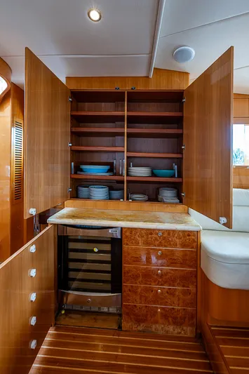 Seven D's Yacht Photos Pics 