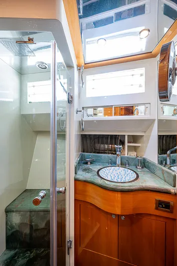 Seven D's Yacht Photos Pics 