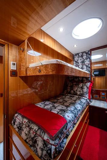 Seven D's Yacht Photos Pics 