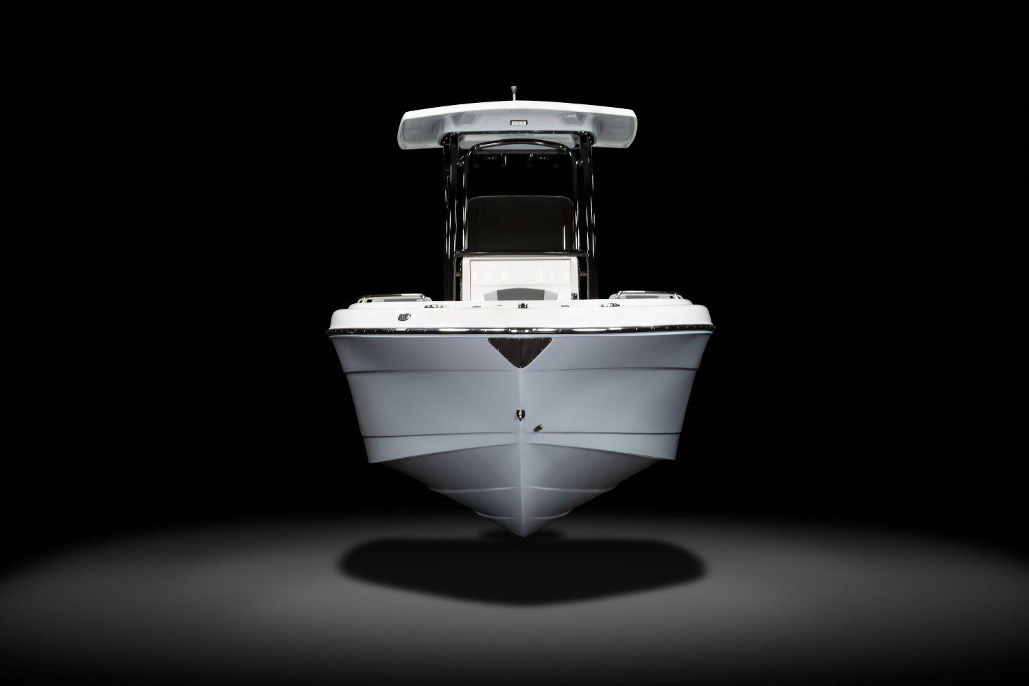 2025 Robalo R222 Center Console - Image 9