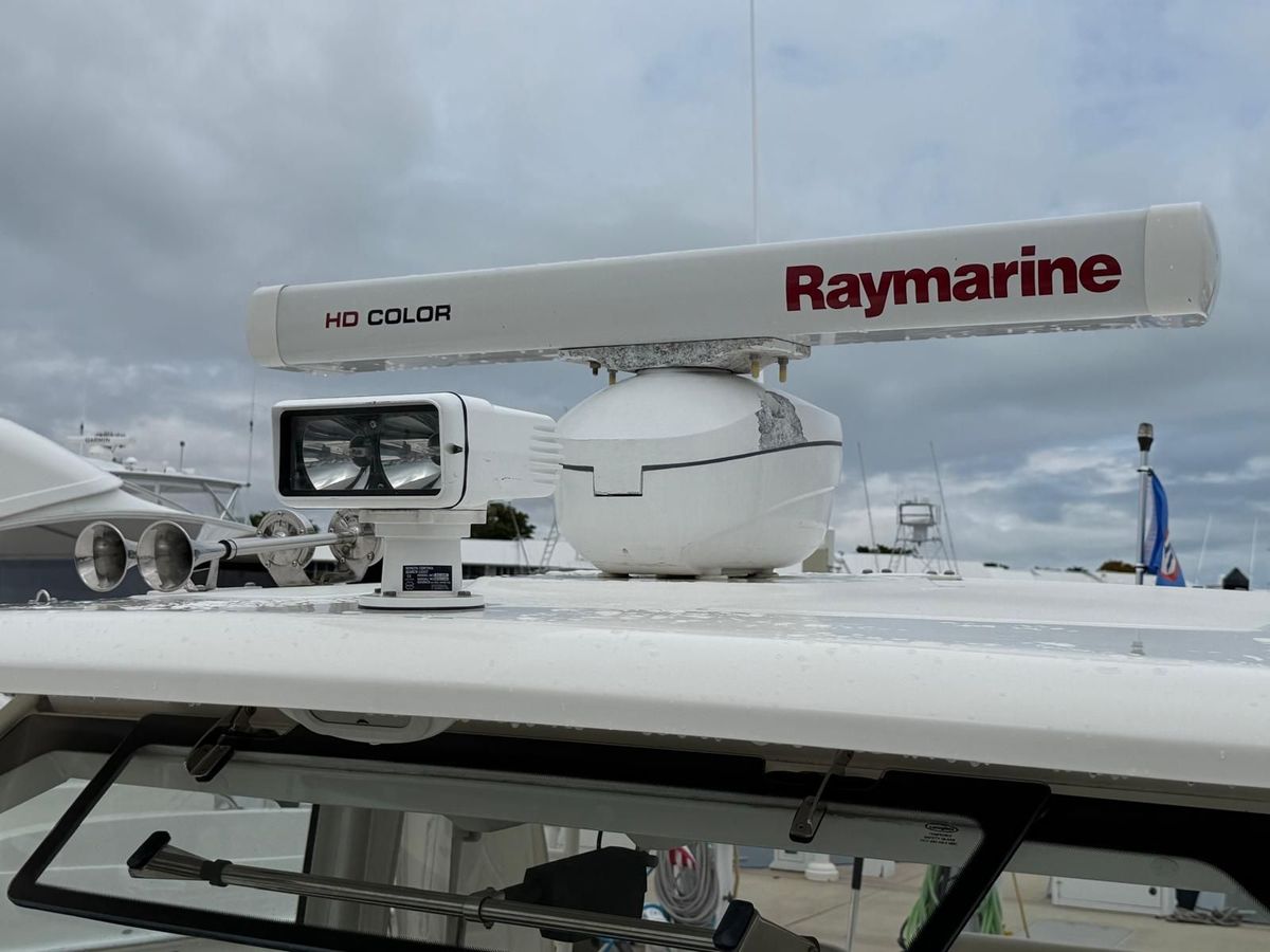 2017 Boston Whaler 42 